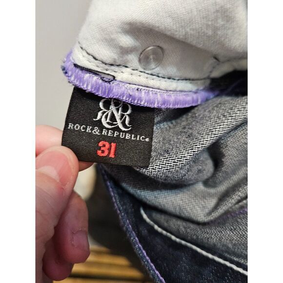 Rock and Republic Jeans size 31 - Boot Cut - Dark Wash - EUC - Picture 3 of 10
